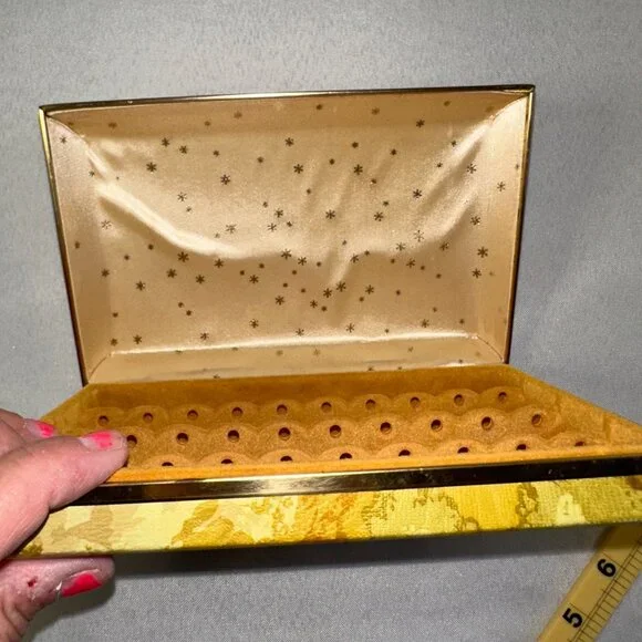 Mele Clamshell Hard Case Floral Vintage 1970's Travel Jewelry Box 7" x 4.75" - Picture 7 of 10